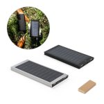 CLERK. 8 000 mAh power banka so solárnym panelom zo 100% recyklovaného hliníka